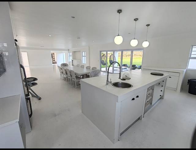 7 BEDROOM HOUSE FOR SALE IN LONG ACRES COUNTRY ESTATE